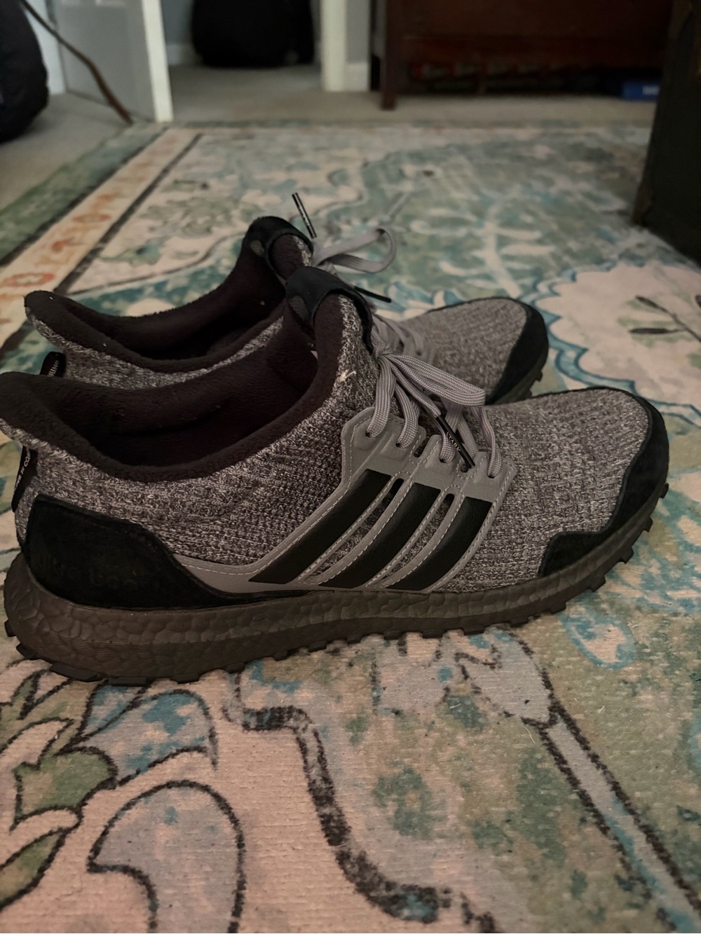 adidas ultra boost Game of Throne’s Night’s Watch 10.5 Men’s Sneakers